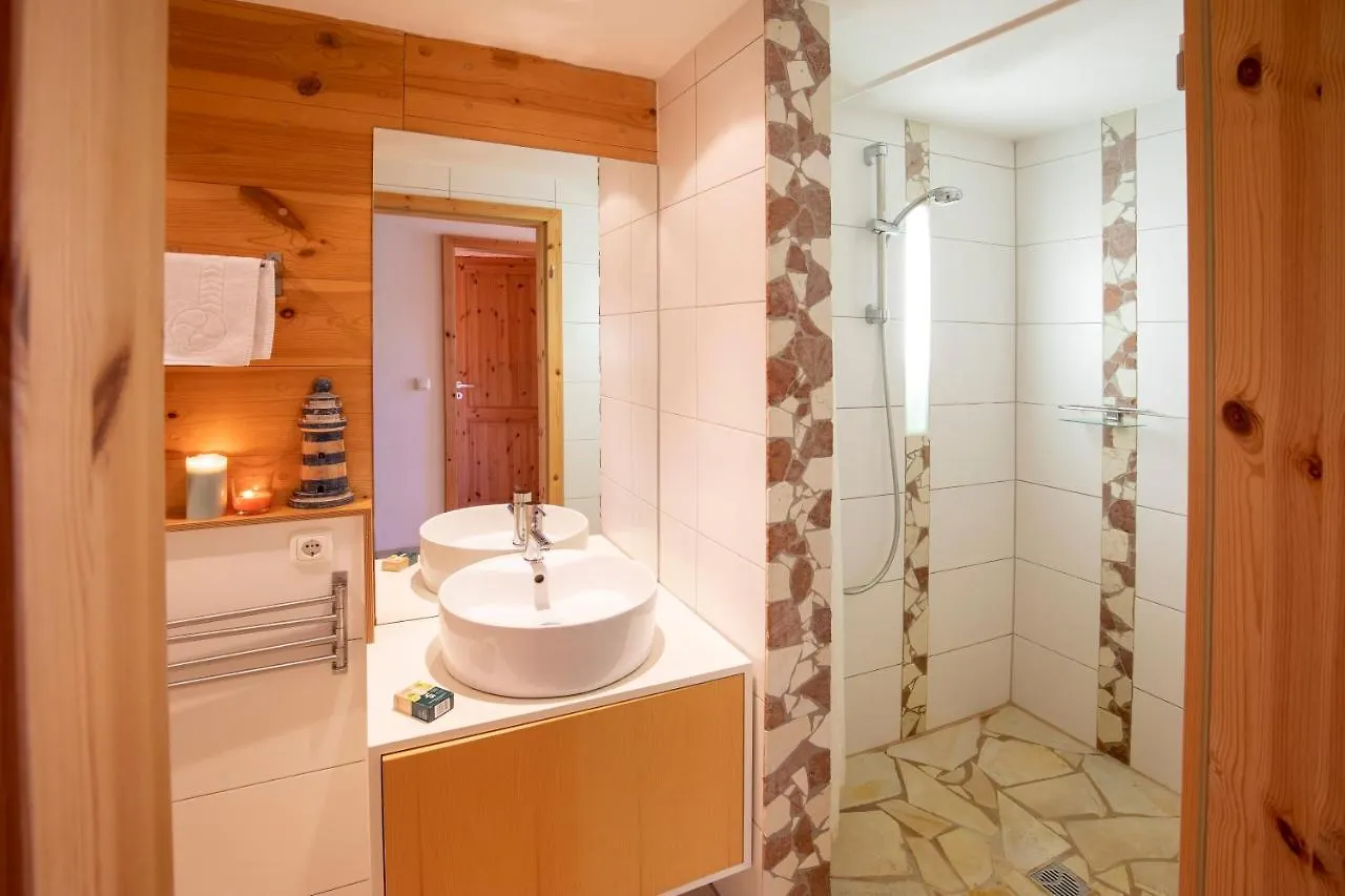 Ferienwohnungen Erlebnisnaturhof Aschau im Chiemgau Apartment